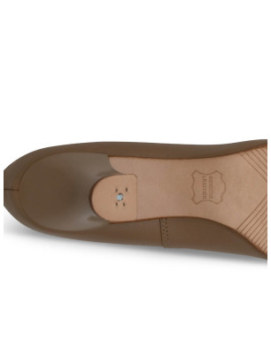 Chaussures de Caractère Capezio 650 Capezio - FAME LaMaisonDeLaDanse