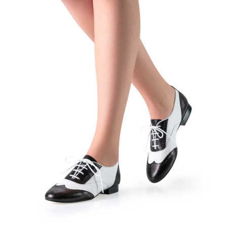 Chaussures de danse Noir Blanc Taylor Werner Kern - FAME LA MAISON DE LA DANSE