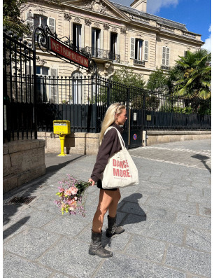 Sac Cabas “Dance More, Worry Less.” – Tote Bag Premium | SACRE Paris | FAME LA MAISON DE LA DANSE
