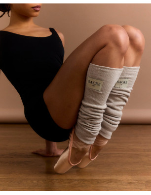 Guêtres SACRE Paris – Maille Côtelée & Fibres Recyclées | Made in France | FAME LA MAISON DE LA DANSE