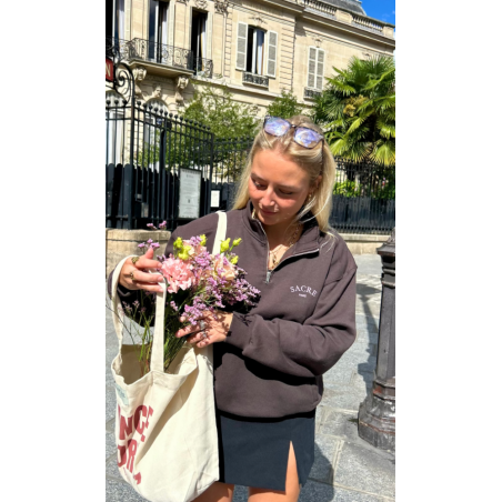 Pull Col Camionneur Brun Moka – Fibres 100% Recyclées | SACRE Paris | FAME LA MAISON DE LA DANSE